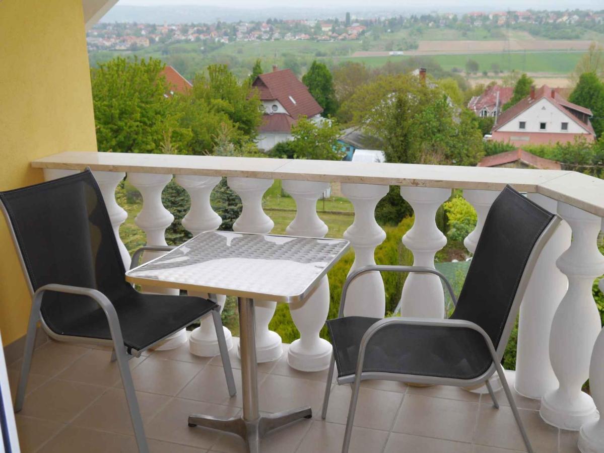 Apartments In Alsopahok/Balaton 27597 Eksteriør billede